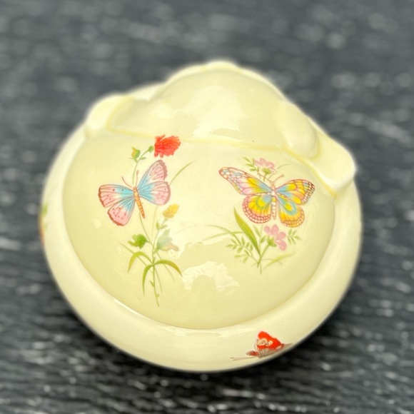 Vintage TAKAHASHI Porcelain Sleeping Dog Butterfly Trinket Dish Japan - Picture 7 of 8